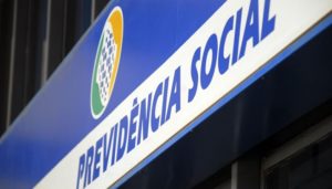 INSS funciona por agendamento e cartórios atendem presencialmente em Passo Fundo