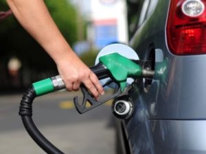 Gasolina já é encontrada a R$ 5,99 e diesel a R$ 7,09 em Passo Fundo