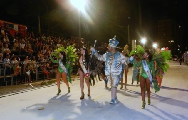 Carnaval de rua não deve acontecem em 2021 em Passo Fundo a imagem mostra o desfile no carnaval deste ano