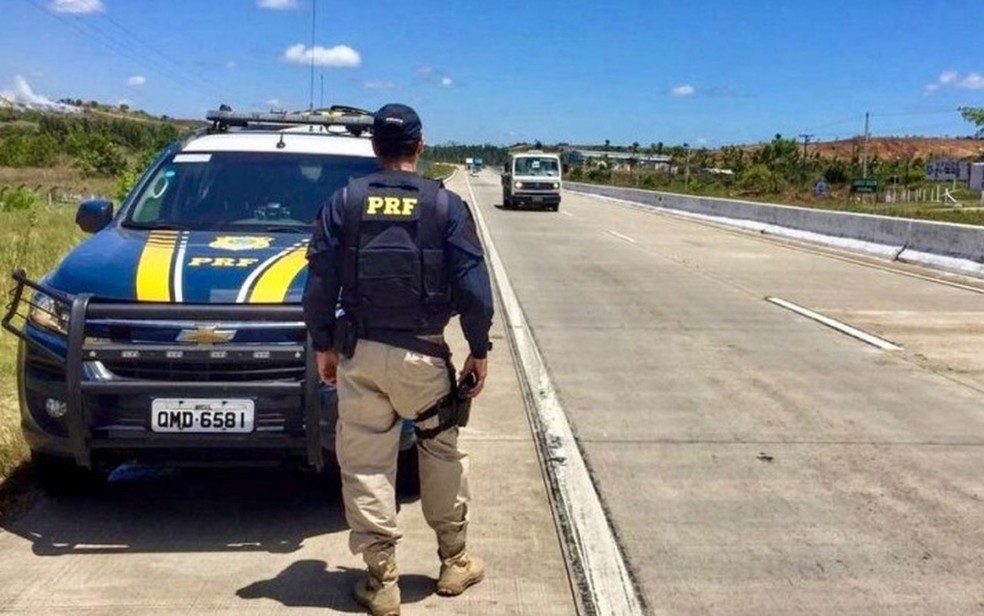 PRF intensifica fiscalização nas rodovias da região no feriado de Páscoa