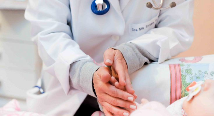 Estamos vivendo momento crítico com relação a recursos humanos e médicos, diz diretor do HC