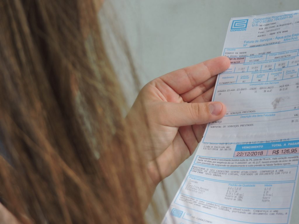 Corsan informa que as contas de água estão sendo calculas através de uma média dos últimos 12 meses