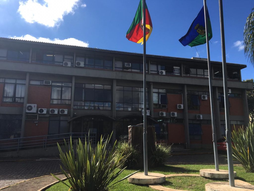 Dia do Servidor Público: ponto facultativo será na sexta-feira a imagem mostra a prefeitura de Passo Fundo