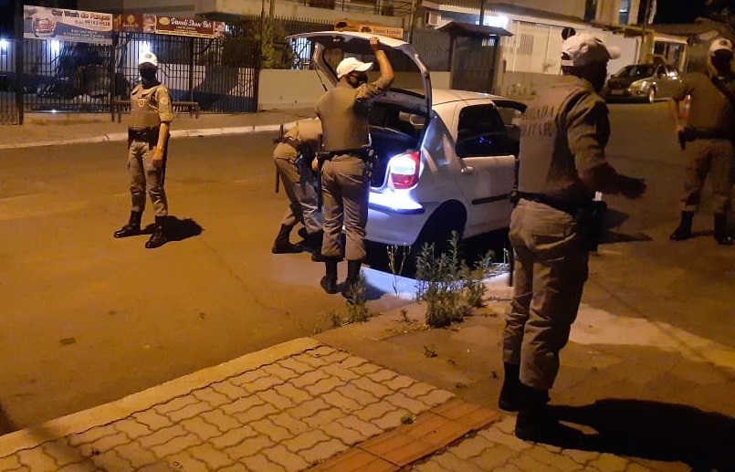 Operação da Brigada Militar aborda mais de 200 pessoas em Passo Fundo