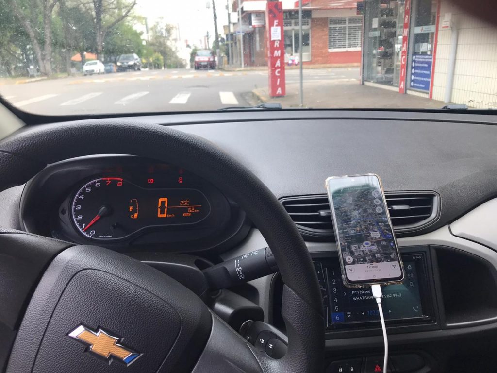 Motorista de aplicativo é assaltado no bairro Vera Cruz