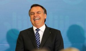 Bolsonaro diz que acabou com operação Lava Jato porque não tem mais corrupção