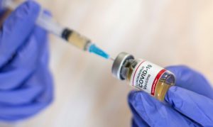 Sem Segredo pergunta: Você acha que a solução é antecipar a vacinação?
