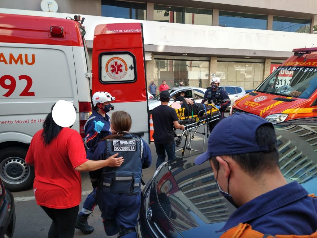 Motoristas podem ligar informando passagem a ambulâncias para evitar multas