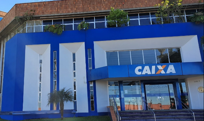 Bancos fecham no feriado de carnaval e só voltam a operar ao meio dia da quarta-feira de cinzas