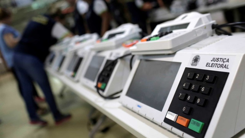Cartório Eleitoral finaliza processo de cargas e verificações das urnas