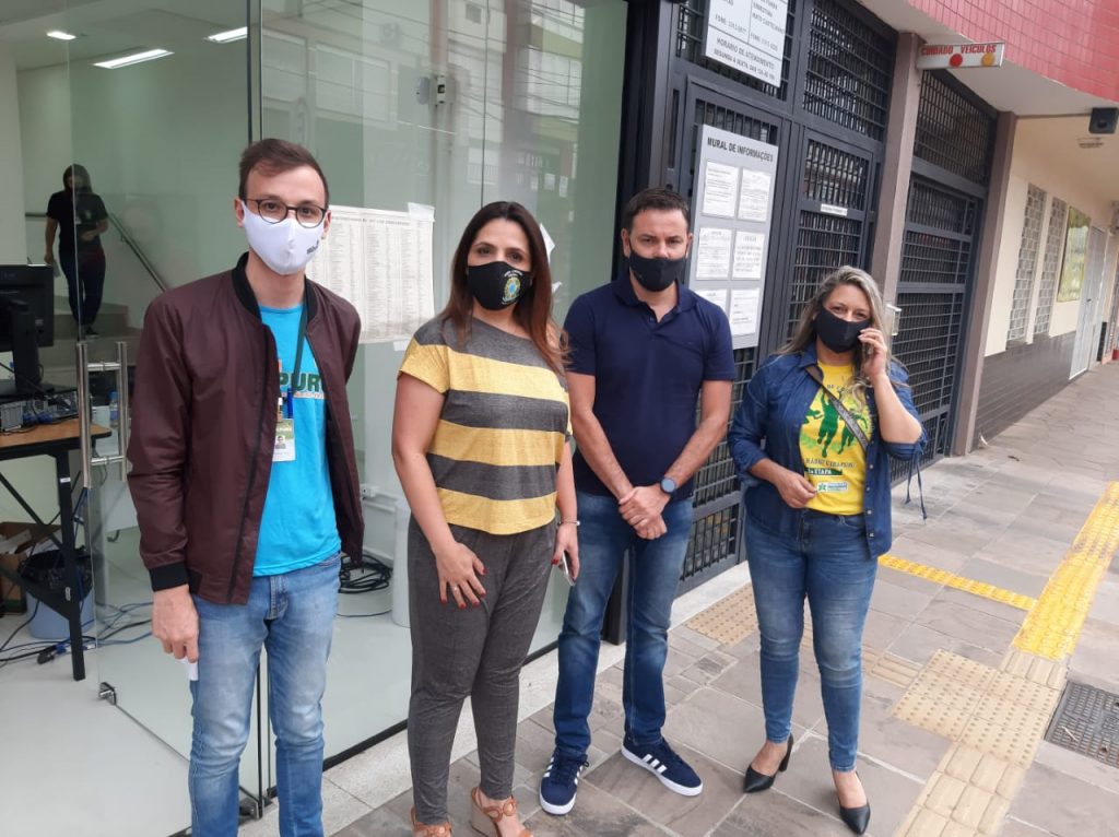 Na Uirapuru, juíza eleitoral e promotor destacam normalidade do pleito em Passo Fundo