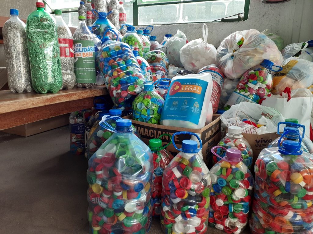 Campanha de lacres e tampinhas da Coleurb arrecada 50 mil itens