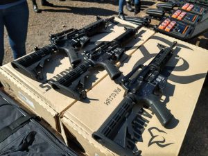 3º RPMon é unidade operacional da BM que mais arrecadou pelo PISEG a imagem mostra armas adquiridas com o PISEG