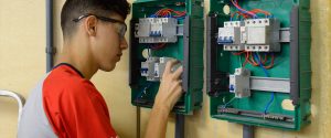 Senai oferece curso técnico de eletromecânica em Passo Fundo