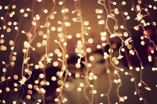 RGE alerta para cuidados com a instalação de enfeites luminosos no Natal