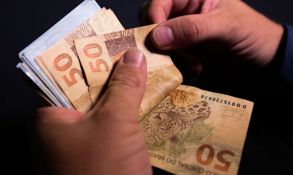 Auxílio emergencial estadual não deve contemplar muitas pessoas em Passo Fundo, diz secretário