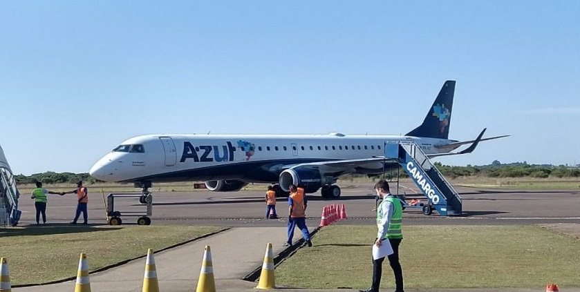 Azul