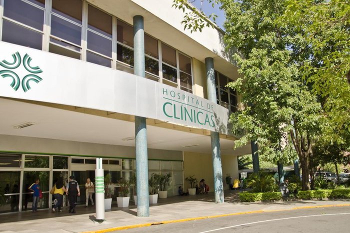 Ato simbólico no HC de Porto Alegre vai marcar início da vacinação contra a covid-19 no RS
