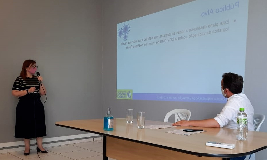 Na Uirapuru, secretária de Saúde detalha plano de vacinação municipal