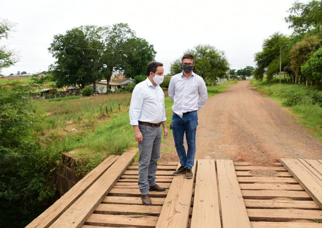 Prefeitura autoriza asfaltamento da Rua Israel Bonna e nova ponte no local