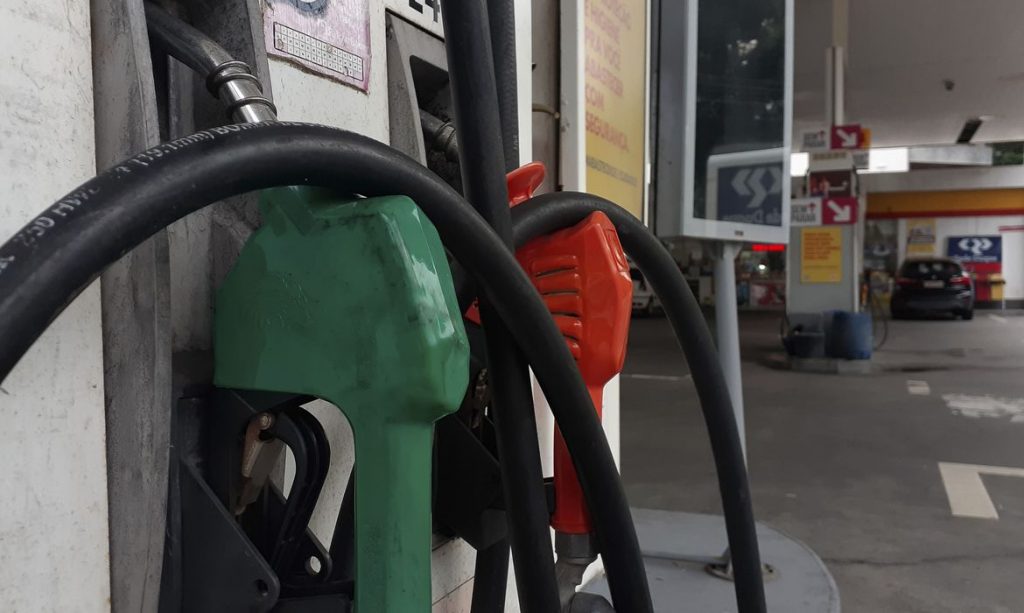 Diesel deve subir dez centavos em Passo Fundo após novo reajuste