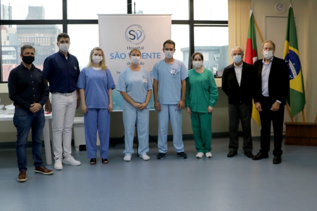 Primeiros profissionais do HSVP são vacinados contra o coronavírus