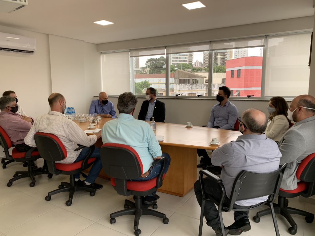 Encontro marca parceria institucional entre a Acisa, Prefeitura e Receita Federal
