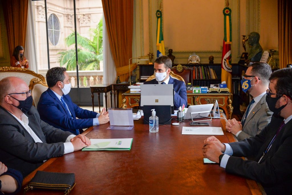 Prefeito solicita ao governador mais doses da vacina contra a covid-19