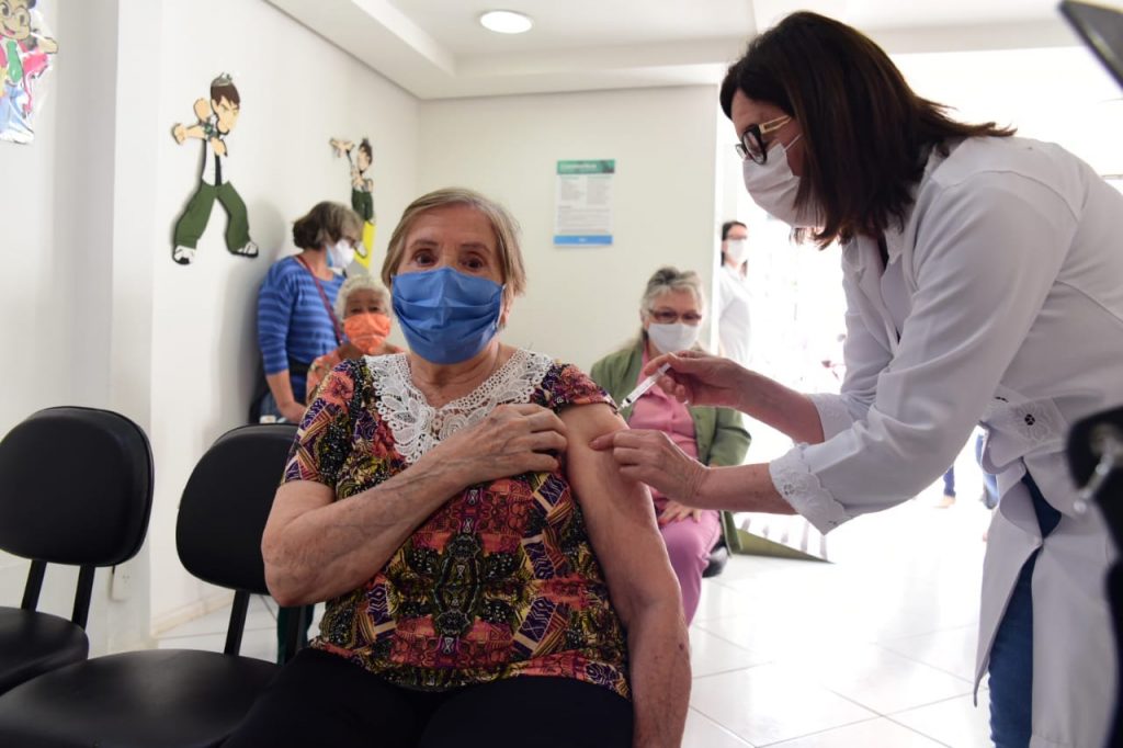 Mais de 11 mil pessoas já foram vacinadas contra a Covid-19 em Passo Fundo
