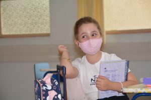 Primeiros dias de retomada das aulas presenciais foram positivos, avalia diretora de escola