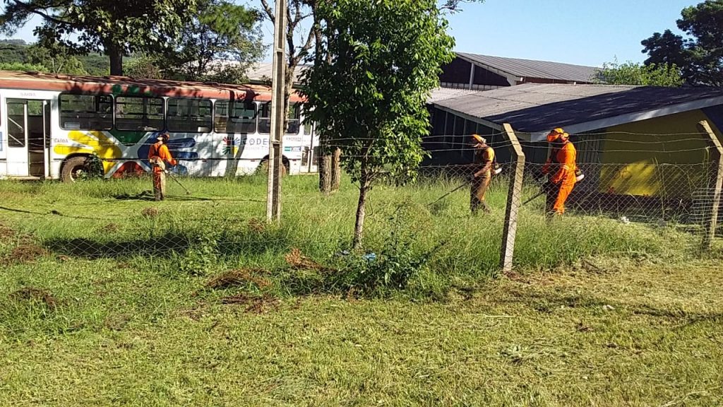 Escolas municipais recebem serviços de manutenção e limpeza