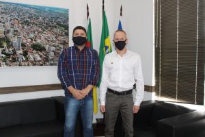 Michel Oliveira assume interinamente a presidência da Câmara de Vereadores