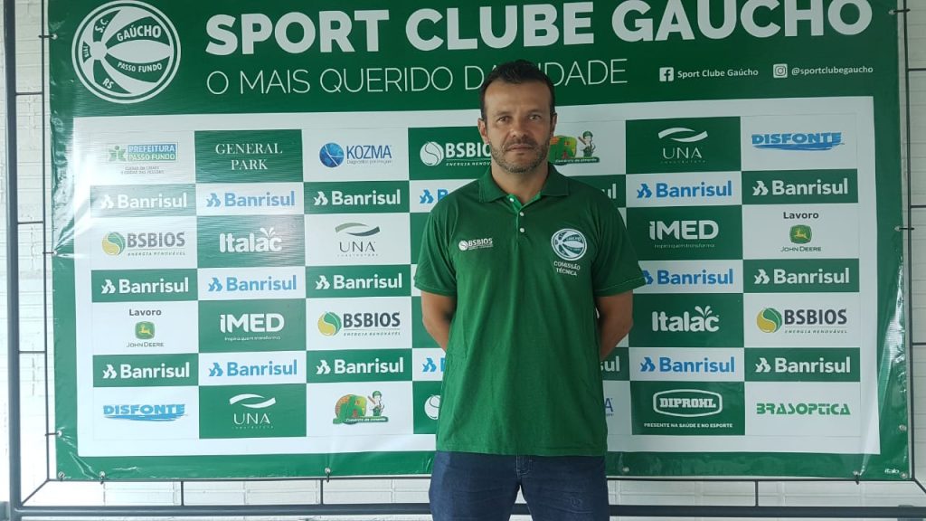 Vanderson Pereira é confirmado como técnico do Gaúcho em 2021