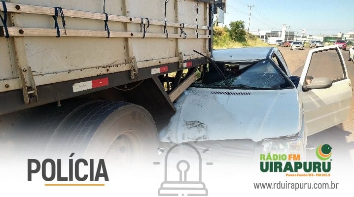 Acidente com grandes danos é registrado no Trevo da Caravela