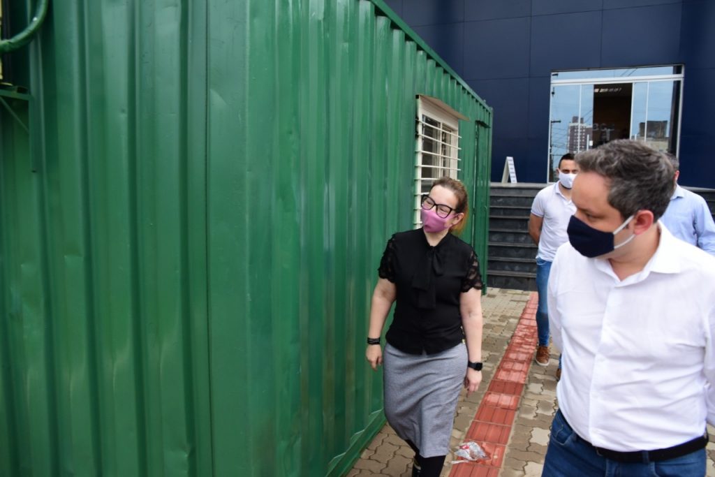 Prefeitura instala estrutura para criação da Farmácia Municipal 24 horas