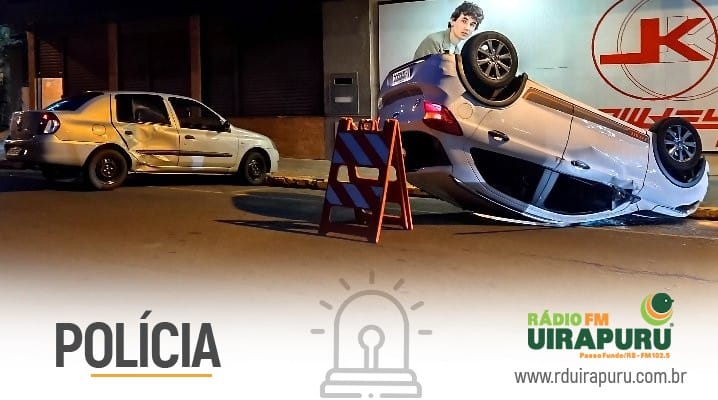 Colisão envolvendo três veículos é registrada no Centro de Passo Fundo