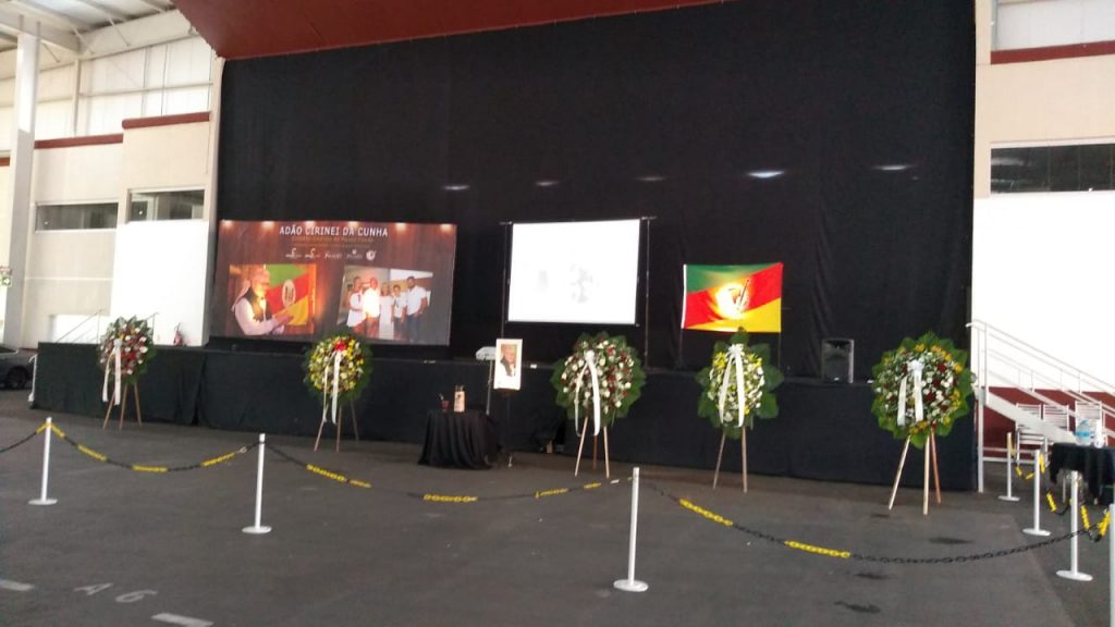 Luto em Passo Fundo: amigos prestam última homenagem ao empresário Adão Cirinei