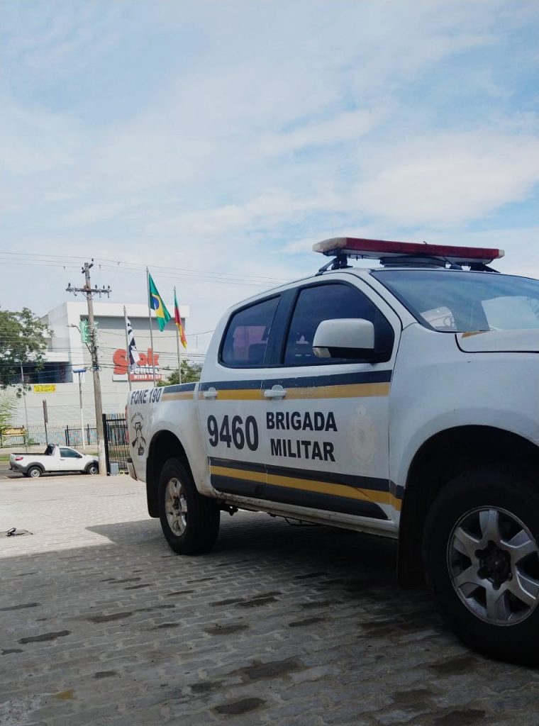 Homem ameaça mulheres com faca e acaba preso pela BM na Cruzeiro