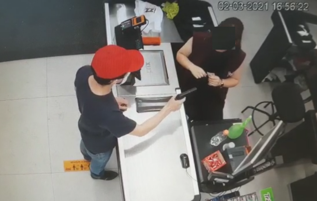 Padre preso por assaltos em Passo Fundo é transferido para clínica psiquiátrica