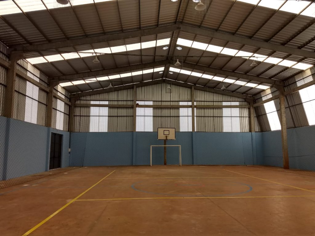 Prefeitura conclui melhorias em quadras esportivas de três escolas