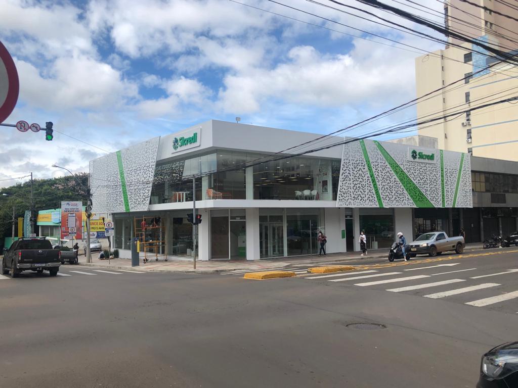 Sicredi reinaugura agência em Passo Fundo