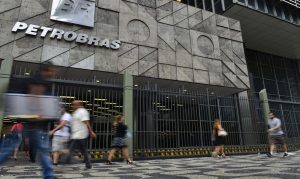 Petrobras anuncia novo aumento nos preços da gasolina, diesel e gás