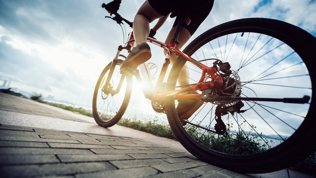 Ciclistas prestam homenagem e pedem mais segurança após morte de passo-fundense em SP