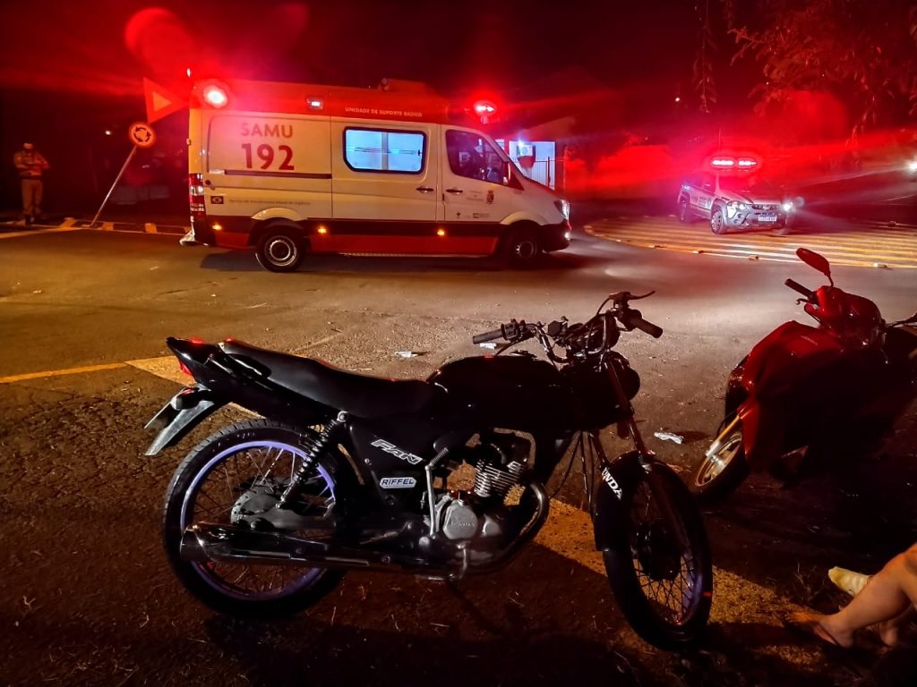 Colisão frontal entre duas motos deixa quatro feridos na Vera Cruz