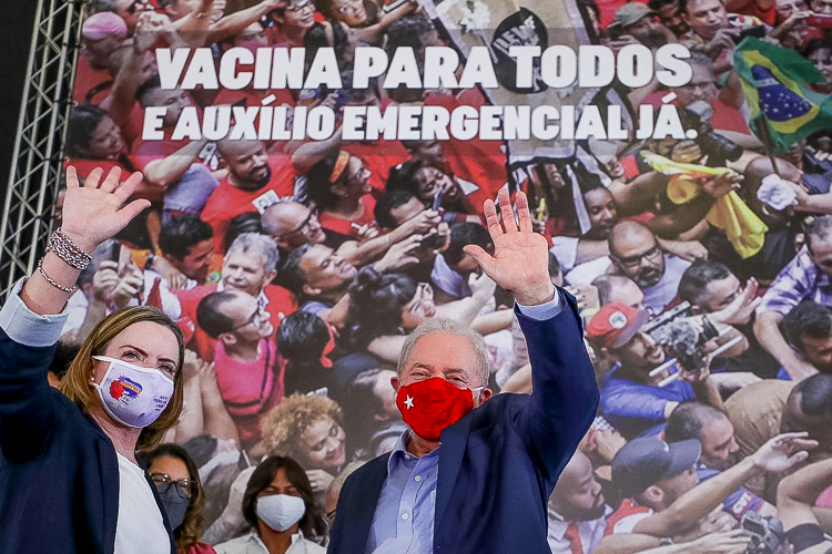 Lula diz que foi vítima da maior mentira jurídica do país