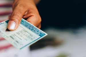 Nova lei do trânsito começa a valer em abril e altera regras para Carteira de Motorista