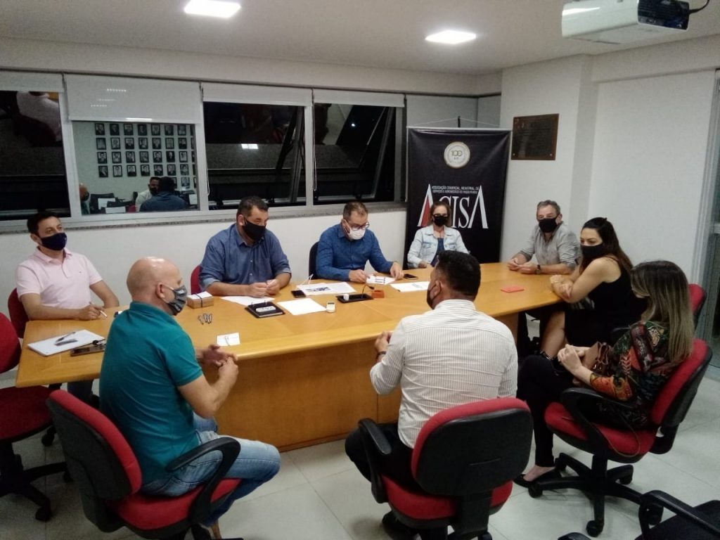 Acisa apresenta demandas dos empresários ao presidente da Ampla