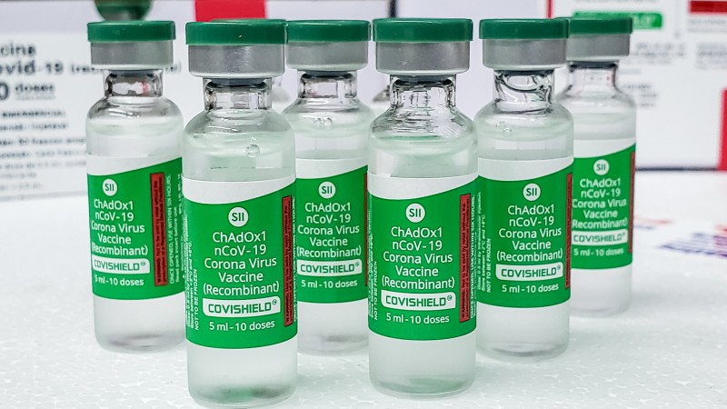 Aplicação de primeiras doses da vacina AstraZeneca seguirá até o término das unidades