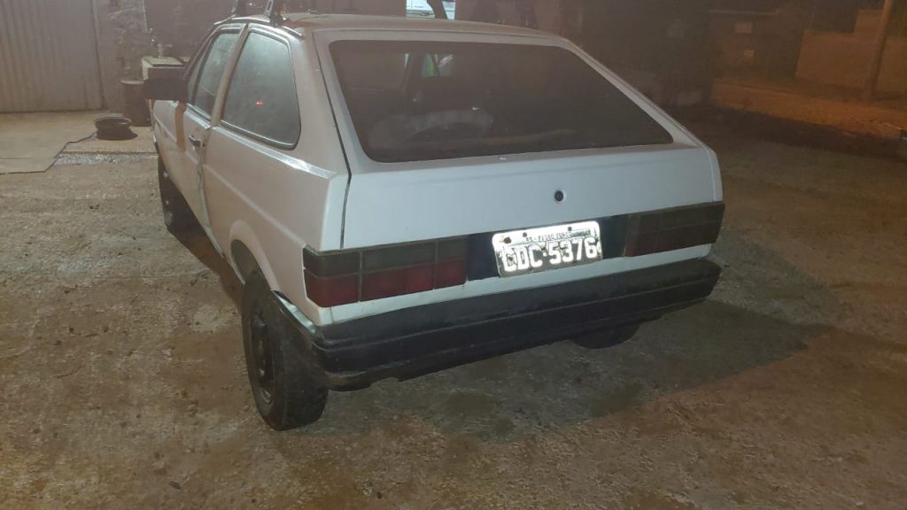 BM aprende em flagrante menor com carro furtado em Passo Fundo