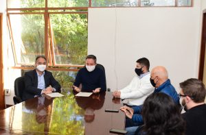 Prefeito apresenta programa Juro Zero para beneficiar pequenos empreendedores locais